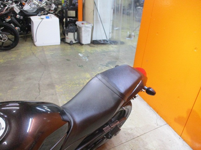 シートもこの通り破れもなければへたりもありません！トルクが太いのでタンデムも楽々の一台ですよ！！