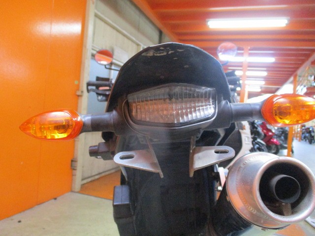 テールは勿論フェンダーレス済み！！ＷＲかったらまずはここですよね！通販も大歓迎の一台ですよ！！