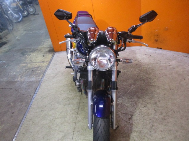 フロントから見てもこの通り状態グッド！ネイキッドにセパハンはララバイ世代にはたまらないですよね！！