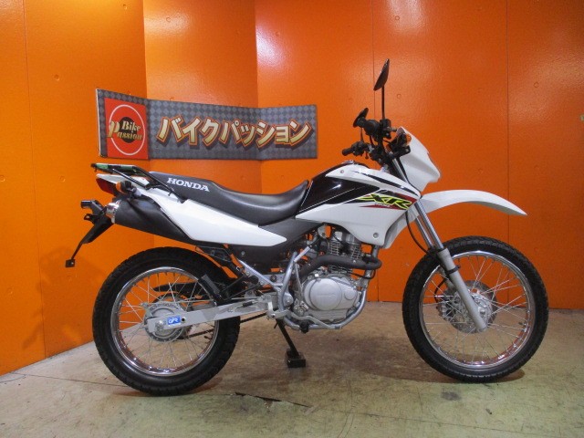 横から見てもこの通り状態グッド！！１２５フルサイズオフといえばこのＸＲかＸＴＺですよね！！