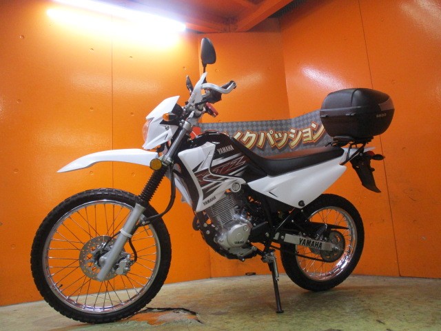 最長２４か月保証付き！ＲＢＯＸに社外マフラー！さらにＵＳＢ電源付きのスマフォフォルダも装備済み！