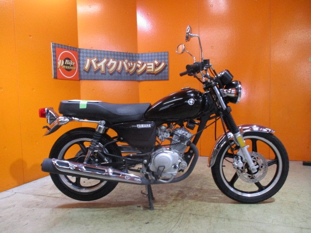 横から見てもこの通り状態グッド！カラーも男女問わず人気の高いブラック！通販も大歓迎の一台！！