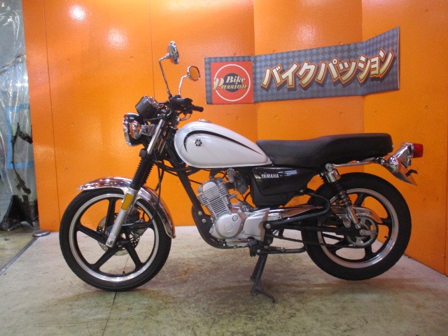 反対側もこの通り状態グッド！！来店が難しい方はお電話にて通販も可能！早い者勝ちの一台ですよ！！