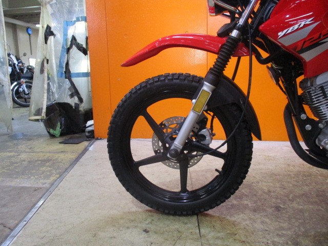 ホイールもこの通り状態グッド！オフロードタイプでキャストホイールはインパクトありますよね！！