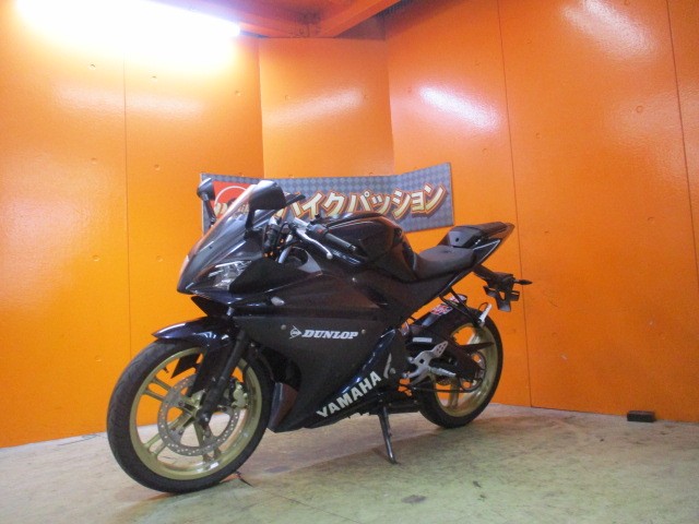 こちらの車両は納車点検を行わないので保証はありませんが支払総額がとってもリーズナブル！勝負価格の一台