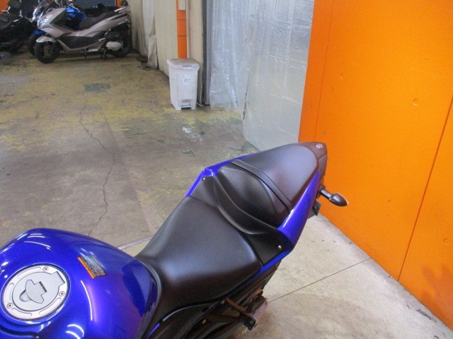 シートもこの通り破れもなければへたりもありません！来店が難しい場合にはお電話にて通販も可能ですよ！