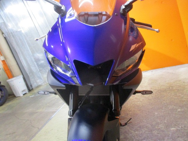 フロントから見てもこの通り状態グッド！現行モデルのＲＧ７４Ｊですからヘッドライトも純正でＬＥＤ！