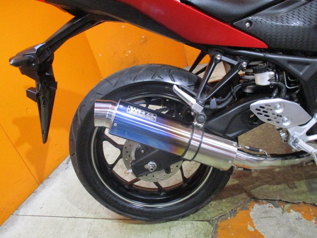 マフラーはＷＲＳマフラーを装備済み！ＷＲＳですから迫力の重低音！さらに高回転が本当に楽しいマフラー！