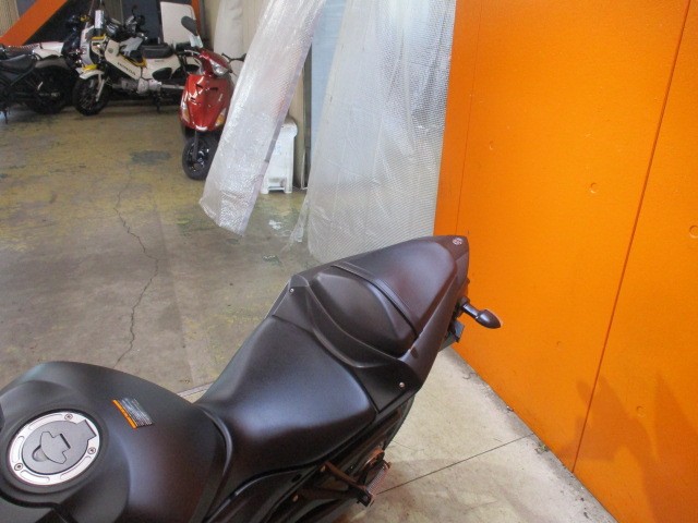 シートもこの通り破れもなければへたりもありません！来店が難しい場合にはお電話にて通販も可能ですよ！