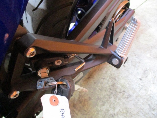 これは嬉しい！！ビギナーでも安心のエンジンガード装備！！オプション装備でこの価格は本当にお安い！！