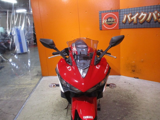 フロントから見てもこの通り状態グッド！！車両重量僅か１６９ｋｇでも最高出力４２ＰＳもありますよ！！