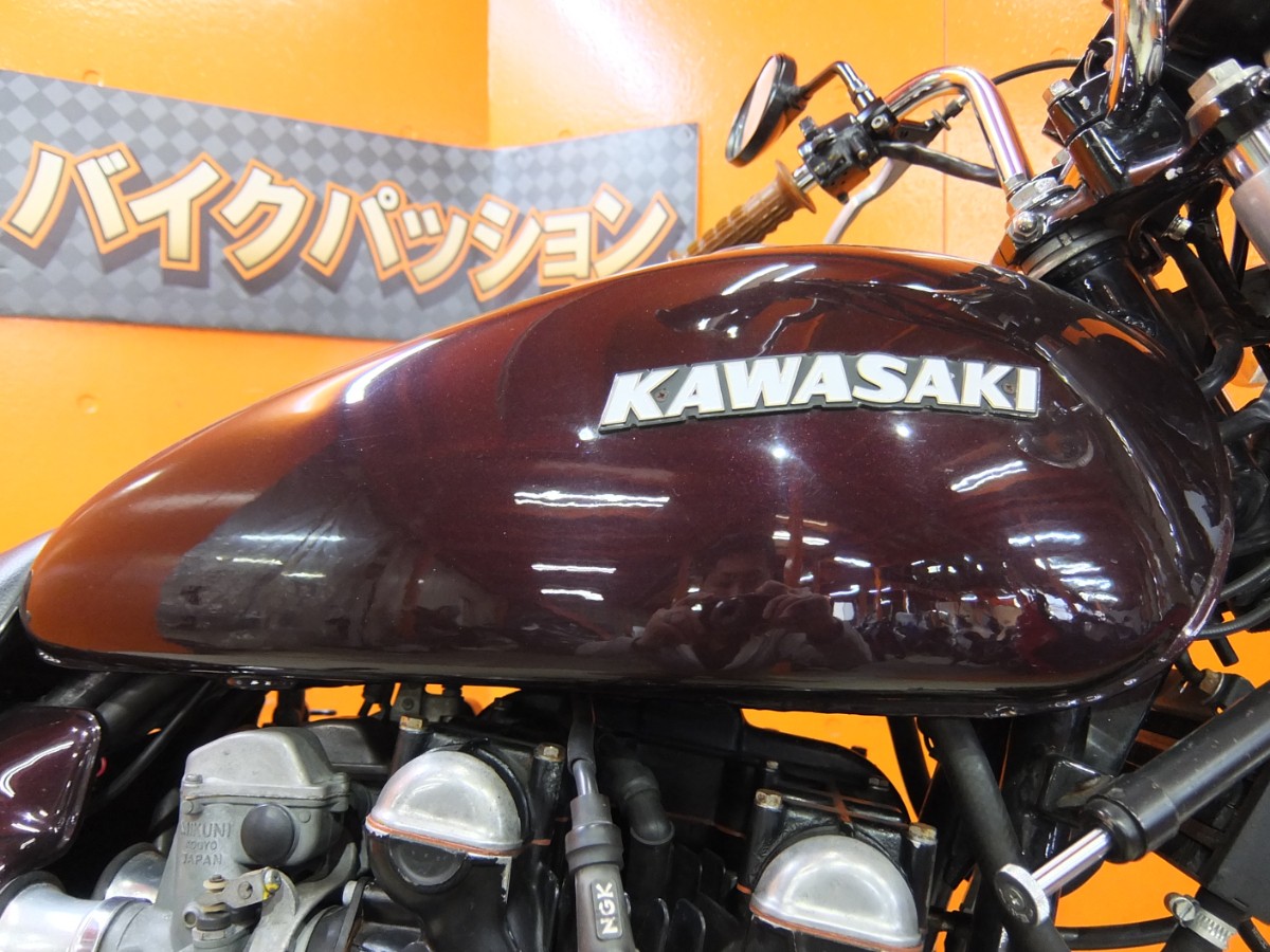 なんと言っても流れる様なラインが美しいですね！！