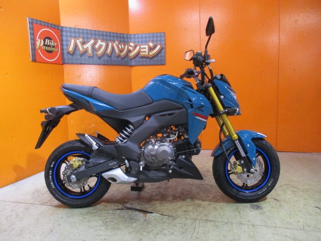 横から見てもこの通り状態グッド！２０２１年新色のパールナイトシェードティールはかっこいい！