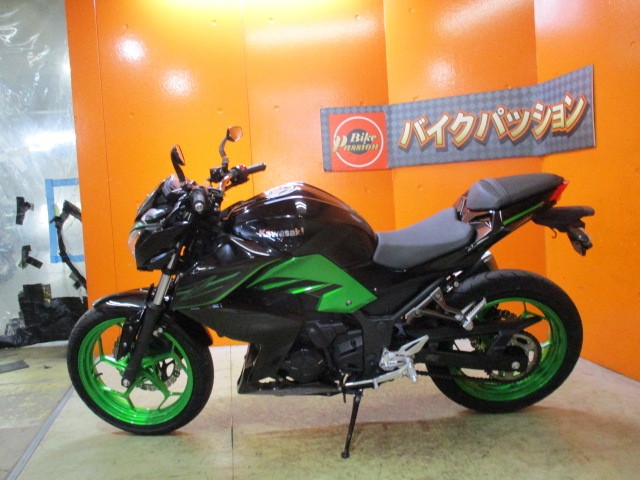 反対側もこの通り状態グッド！！当社は価格は安くても車両の質は高いので常時即売れ必須ですよ！！