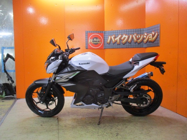 反対側もこの通り状態グッド！！来店が難しい方はお電話にて通販も可能ですよ！勝負価格の一台！勿論即納可