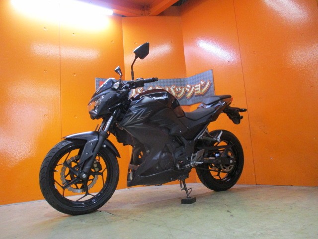 最長２４か月保証付き！カラーも２０１６年新色のメタリックスパークブラック×メタリックフラットスパーク