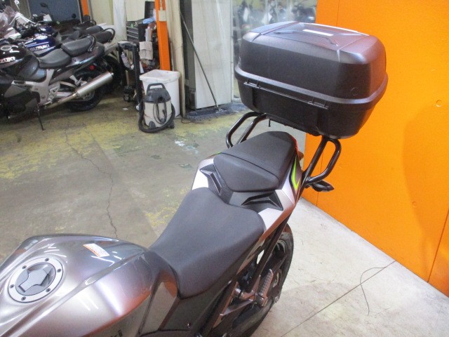 シートもこの通り破れもなければへたりもありません！社外キャリアにＧＩＶＩＢＯＸ装備は嬉しいオプション