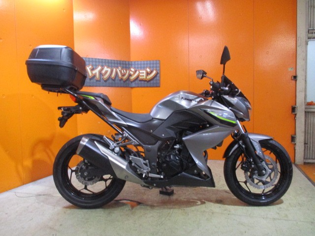 横から見てもこの通り状態グッド！ビギナーでも安心の純正フルノーマル車両！勿論通販も大歓迎の一台！！