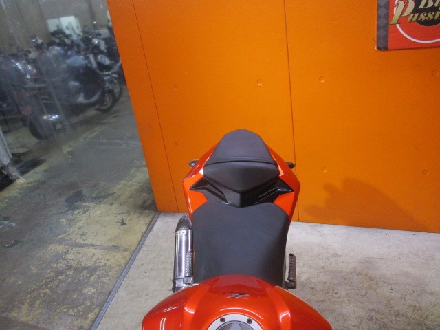 シートもこの通り破れもなければへたりもありません！来店が難しい方はお電話にて通販も可能ですよ！！