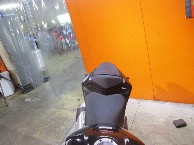 シートもこの通り破れもなければへたりもありません！来店が難しい方はお電話にて通販も可能ですよ！！