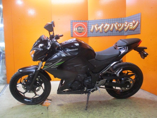 反対側もこの通り状態グッド！専門店でもディーラーでもない量販店の当社だからこそできるこの価格設定！！