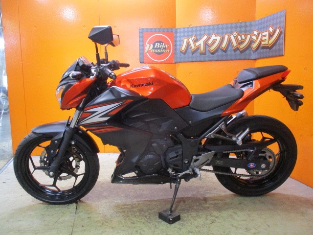 反対側もこの通り状態グッド！！専門店でもディーラーでもない量販店の当社だからこそできるこの価格設定！