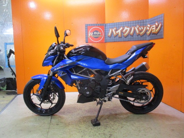 反対側もこの通り状態グッド！！ＳＬ＝スーパーライト！車両重量１４８ｋｇで出力は２９ＰＳ！