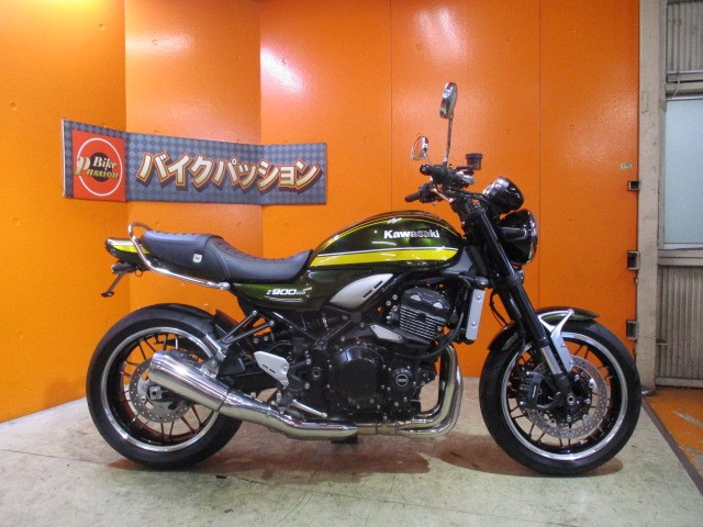 横から見てもこの通り状態グッド！！この車両は本当に中古？ってききたくなるくらい綺麗な一台ですよ！！