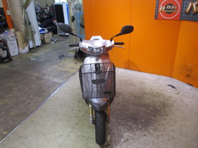 フロントから見てもこの通り状態グッド！現行では考えられない最高出力７．２ＰＳフルパワー！やばい！